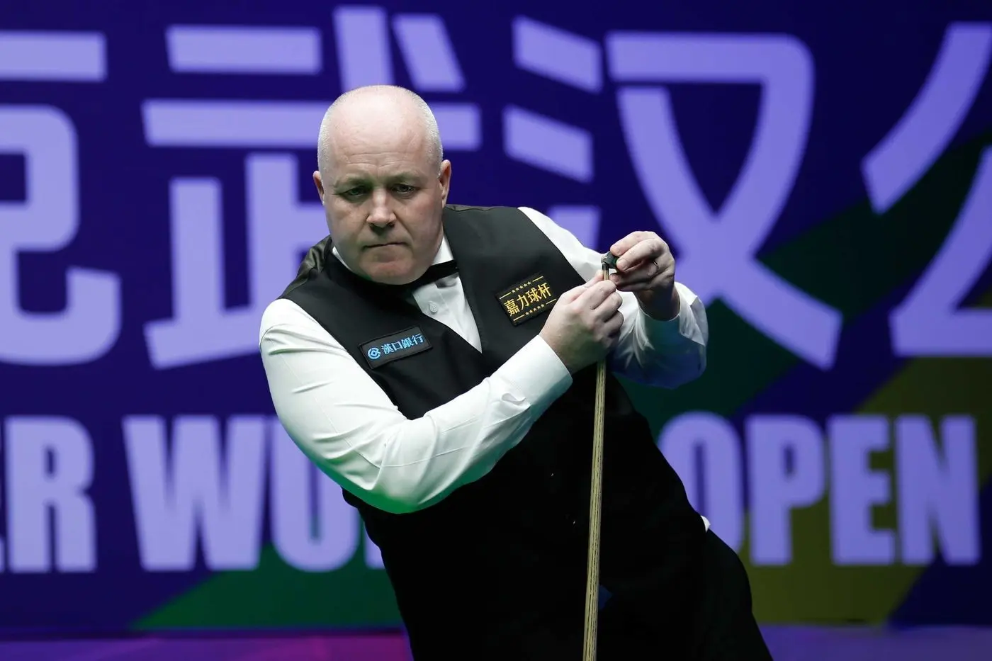 尔比的严峻, 充满了悬念