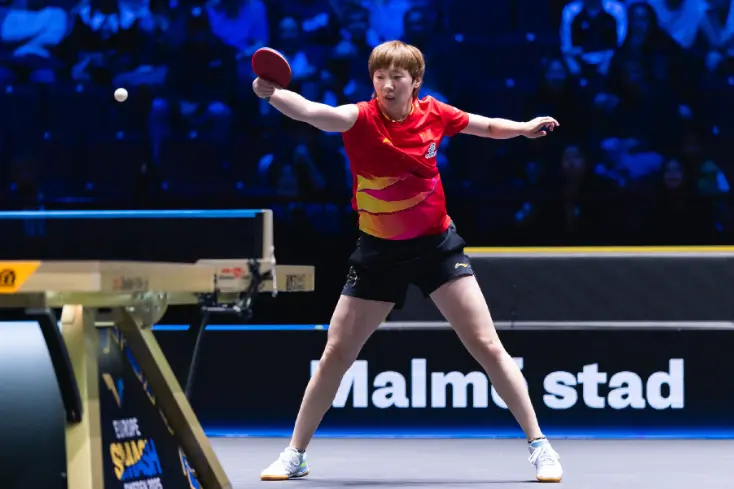 王曼昱保持, 在自己的赛 王曼昱保持, 在自己的赛