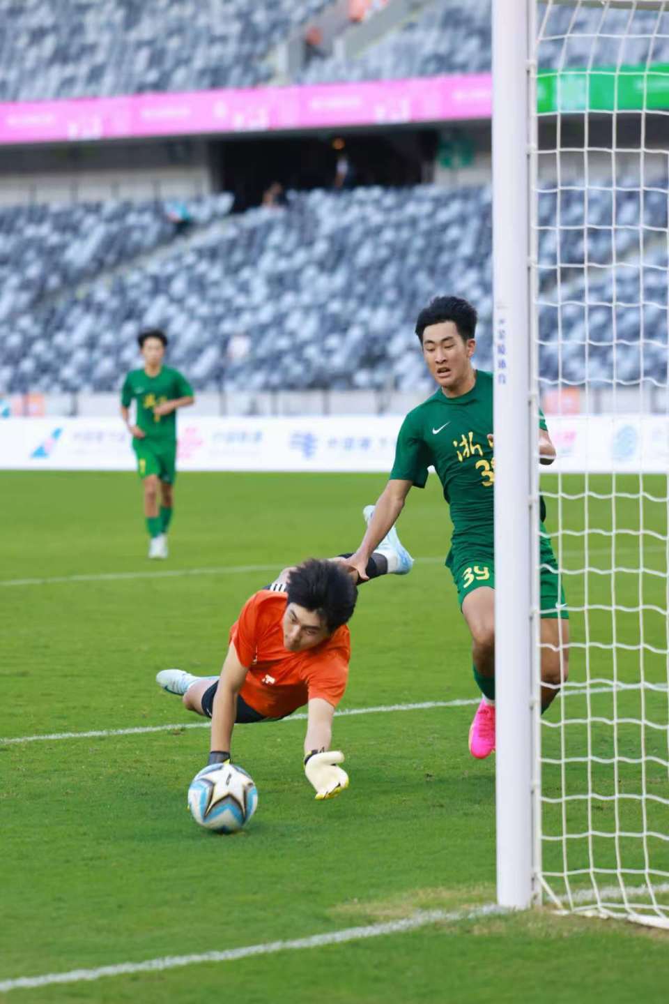 fURXK, 疆队在深圳 fURXK, 疆队在深圳